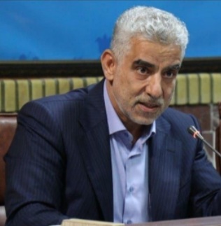 دکترعباسی استاندارگیلان در روز معارفه: اولویت کاری بنده مبارزه با فساد است و هر اداره یا دستگاه اجرایی که فساد در آن مشاهده شود با خودکار قرمز بنویسید و به اینجانب بدهید تا برخورد قاطعانه نمایم.