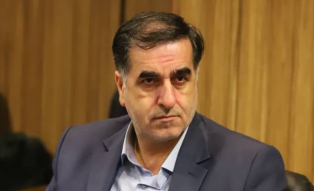 آقای شفیعی  یادتان هست یادداشت  تیم رسانه ای آوای لطیف درتاریخ نهم مهرماه ۱۴۰۰که اگرنتوانید با شهردارمنتخب(علوی) همکاری کنید به مردم واقعا چه پاسخی خواهید داد؟/ یادتان هست زودتر ازهمه دغدعه ها را می گفتیم/نطق پراز دردتان رو شنیدیم . اما هیچ سودی ندارد چرا که گفته بودیم علاج واقعه قبل از وقوع باید کرد