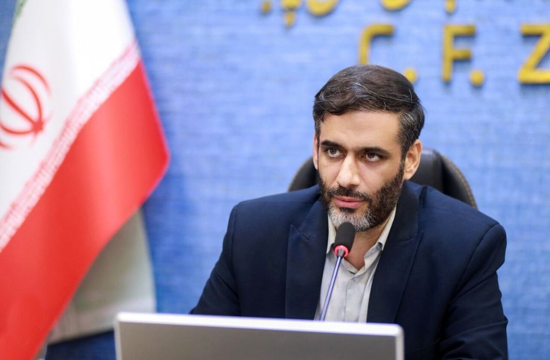 دبیر شورای‌ عالی مناطق آزاد تجاری، صنعتی و ویژه اقتصادی :تا ۴۸ ساعت آینده باید تمامی متصرفات ساحلی منطقه آزاد انزلی عقب نشینی، آزادسازی و پاکسازی شود.