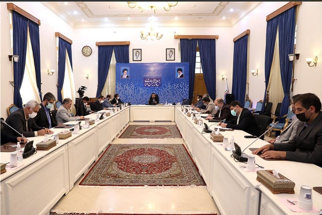 تاکید وزیر ارتباطات درجلسه شورای معاونین با حضور لیائی مدیرعامل شرکت ملی پست:  به صورت جدی پیگیرهوشمند سازی فرایندهای قبول تا تحویل بسته وکسب و کارهای آنلاین هستم