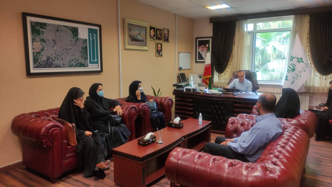 ریشه های جهل و بی سوادی توسط معلمین از بین می رود