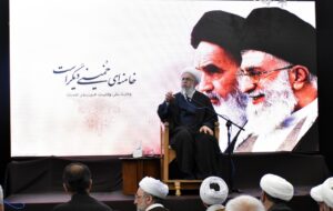 کسی باید کاندیدا شود که لیاقت داشته باشد؛ نه اینکه حتی نداند در کدام کمیسیون می‌تواند تاثیرگذار باشد