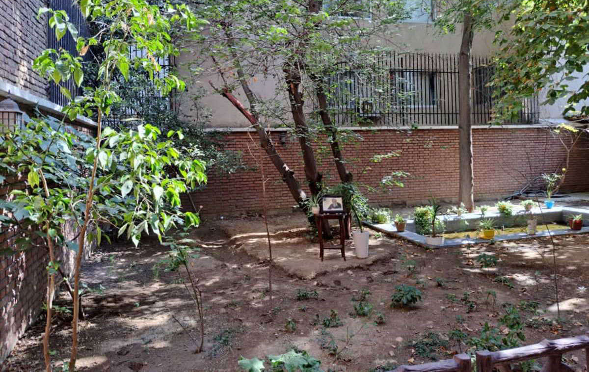 پیکر هوشنگ ابتهاج در رشت به خاک سپرده می‌شود