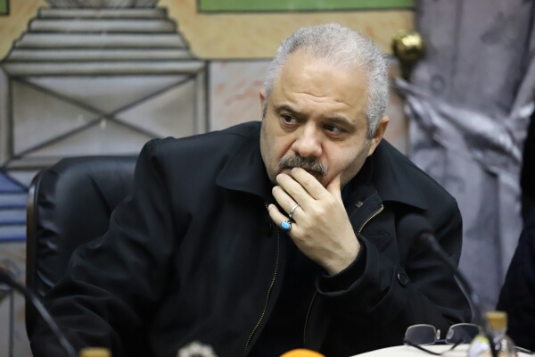 اجرای قانون نظام صنفی در شهر رشت با حذف جلال الدین محمد شکریه ازاصناف ایران/خداقوت آوای لطیف به محمد شکریه با ذکر یک سوال: آیا در انتخابات مجلس سال ۱۴۰۲ در رشت کاندیدا خواهید شد؟