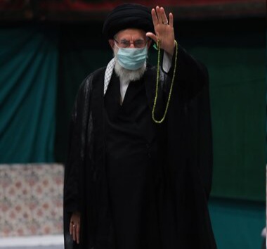 آغاز مراسم عزاداری هیئتهای دانشجویی در حضور رهبر انقلاب