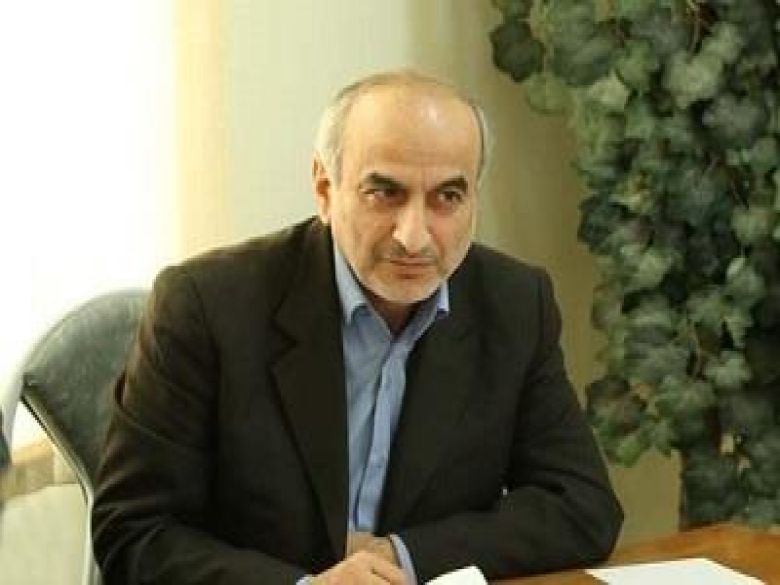 مدیرکل صمت گیلان واکنش نشان داد: برنامه ای برای حضور در انتخابات مجلس ندارم/ خدمت به تولید و تجارت ارجح است/از ابراز لطف و عنایت  مردم فهیم استان و همشهریان ارجمندم قدردانی می کنم