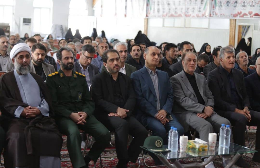 با حضور استاندار گیلان و نائب رئیس مجلس شورای اسلامی؛مراسم بزرگداشت نخستین شهید انقلاب اسلامی در رودبار برگزار شد
