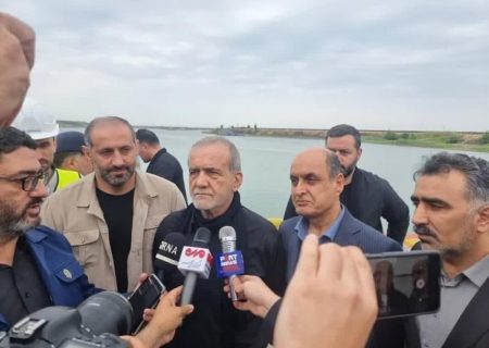 رئیس جمهور در سفر به شهرستان آستارا:تکمیل مسیرهای ارتباطی با همسایگان شمالی اولویت دولت است