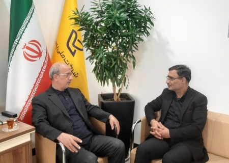 احمد زاده عضو هیات مدیره شرکت ملی پست کشور:جنگ ۱۲ روز نتوانست زنجیره خدمات پستی را قطع کند/ بهبود معیشت کارکنان به‌عنوان یکی از اصول مورد تاکید وزیر ارتباطات و فناوری اطلاعات،و مدیرعامل شرکت ملی پست کشور است