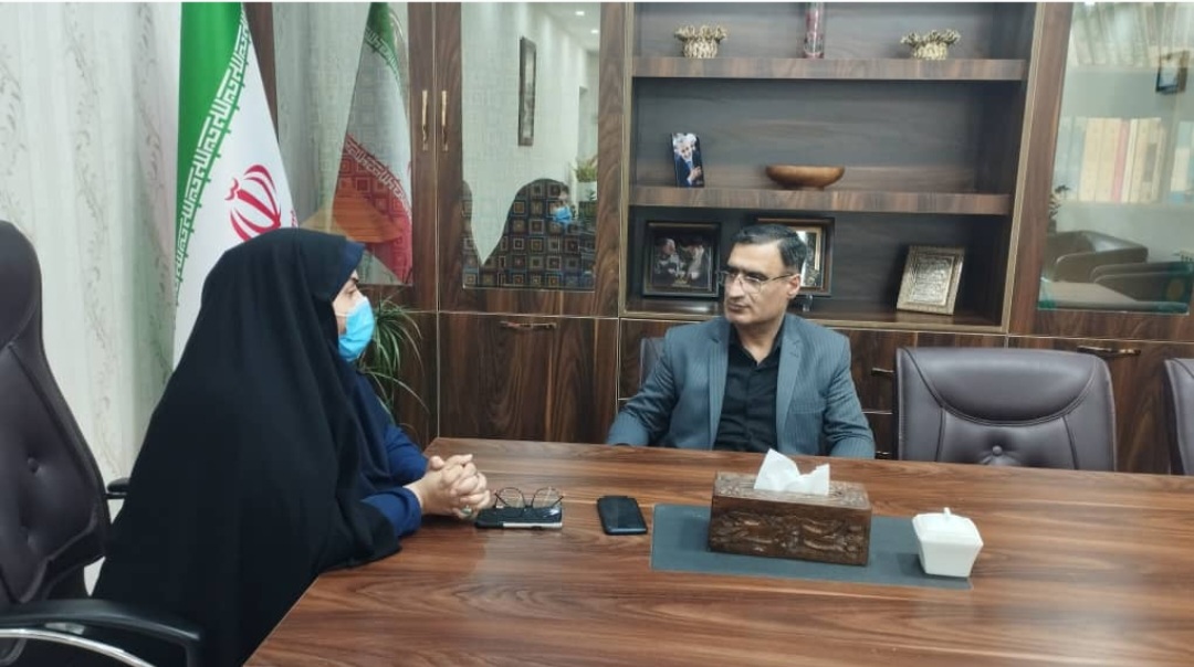 عصمت محمد دوست فرماندار شهرستان خمام:به عنوان نخستین بانوی فرماندار استان در زمان انقلاب اسلامی امیدواریم توانایی بانوان استان را بیش از پیش نشان دهیم/ از رسانه به عنوان یکی از چشمان مدیریتی خود می‌بینم و قطعا نقد منصفانه و حمایت رسانه‌ها می‌تواند بازتاب کارهای اجرایی مسئولان باشد/از پایگاه خبری «آوای لطیف» که در این راستا حمایت‌گری می‌کند، قدردان هستیم