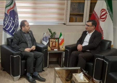 درخواست مدیرمسئول پایگاه خبری تحلیلی آوای لطیف از زاهدی مدیرکل فناوری اطلاعات استان در آستانه روز خبرنگار: تأمین فیبر نوری اقساطی به‌منزله‌ی زیرساخت حیاتی برای  ۴۰۰ خبرنگار گیلانی
