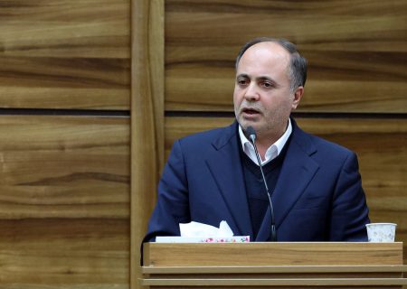 آقای وزیر محترم کشاورزی: سفر شما به گیلان باید نقطه عطفی در مهار قاچاق برنج و نجات چایکاریان باشد. اگر قرار است به گیلان بیایید و هیچ اتفاقی رخ ندهد و مشکلات اصلی کشاورزان برطرف نشود، هیچ فرقی با وزرای دولت‌های قبل ندارید؛ زیرا بسیاری آمدند، وعده دادند و رفتند، اما درد کشاورزان ما همچنان باقی ماند
