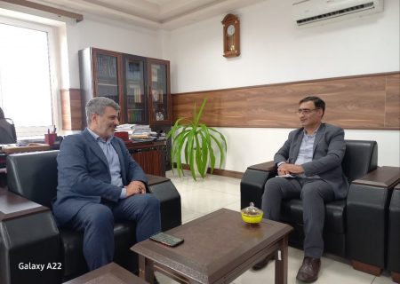 گزارش عملکرد مدیر مسئول آوای لطیف در دیدار با الهیان رئیس کل دادگستری گیلان:مطالبه‌گری در چارچوب قانون؛ خط‌مشی رسانه متعهد/از مرخصی استحقاقی تا گفت‌وگوی رسانه‌ای؛ مسیری شفاف/ پرسنل ونامه‌رسانان گیلان پیکان امید در روزهای جنگ و بحران/ رودبار؛ از قطب اشتغال گیلان تا کانون بیکاری/بی‌طرفی در انتخابات و معیار انتشار اخبار/به عنوان مدعی‌العموم، پس از احراز تخلف در دیوان، عدالت اداری بعضی از مدیران کل را به دادگاه می‌کشانم تا جبران خسارت کنند