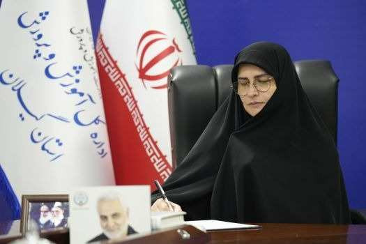 فراتر از خبر: “آوای لطیف” با رسالت همراهی سازنده با مدیران: در ادامه سلسله گفتگوهای مسئولان، به دیدار نرگس دستیار مدیرکل آموزش و پرورش گیلان می رود