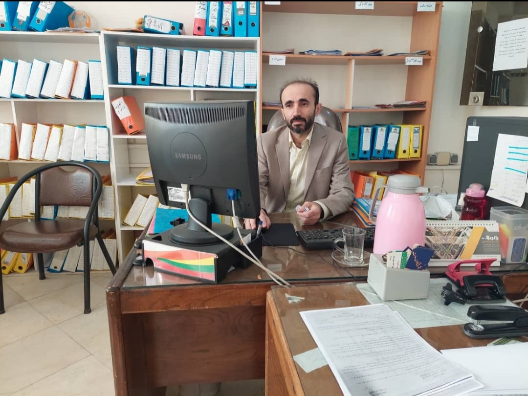 گفتگو با علیرضا روشنفکر سرپرست تیم اجرایی اشتغال کمیته امداد امام منطقه ۳رشت