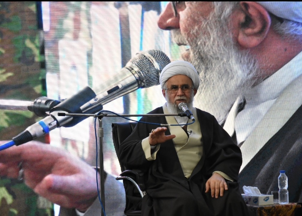 آیت الله رمضانی درمسجد جامع خمام:اگر جامعه ما به سمت روح تعاون، همدلی و همراهی برود، مسیر به سرعت طی خواهد شد اما هر چه انگیزه‌ها کم شود، مسیر حرکت کند می‎شود/مسئول وقتی وارد کار شد، در وعده، اهتمام و اراده باید صداقت داشته باشد.