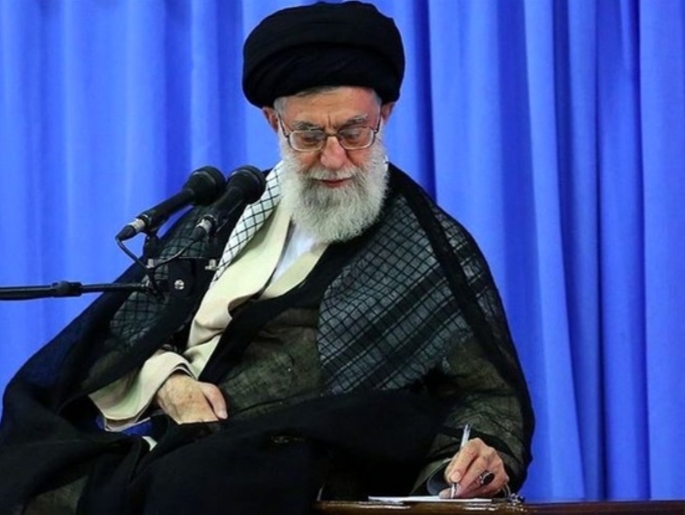 تسلیت رهبر انقلاب در پی حادثه آبادان: مقصران مجازات عبرت آموز شوند