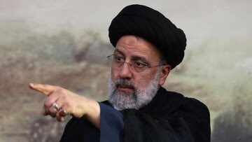 رئیسی دراستان خراسان شمالی:مدیر کارآمد تحول خواه تحول‌آفرین باید در صدر جدول موفقیت قرار گیرد تا مشکلات مردم برطرف شود. مدیران بی‌انگیزه باید به حاشیه بروند.