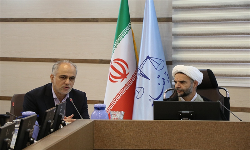 فلاح میری دادستان مرکز استان: سازمان جهاد کشاورزی موظف است در ابتدای هرگونه تغییر کاربری و ساخت و سازهای غیر مجاز، آن را متوقف نموده و اقدام به قلع و قمع نماید.