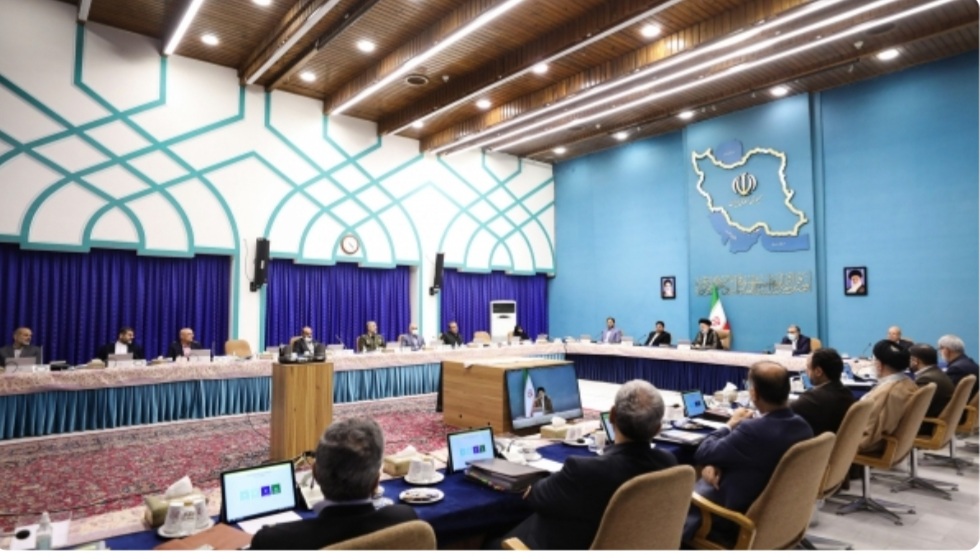 رئیسی درجلسه هیات دولت:همه دستگاه‌ها مکلف‌اند وظایف‌شان را در زمان مناسب انجام دهند/اگر دستگاهی به هر دلیل نتوانست به وظایف قانونی خود عمل کند باید دلیل آن را اعلام کند