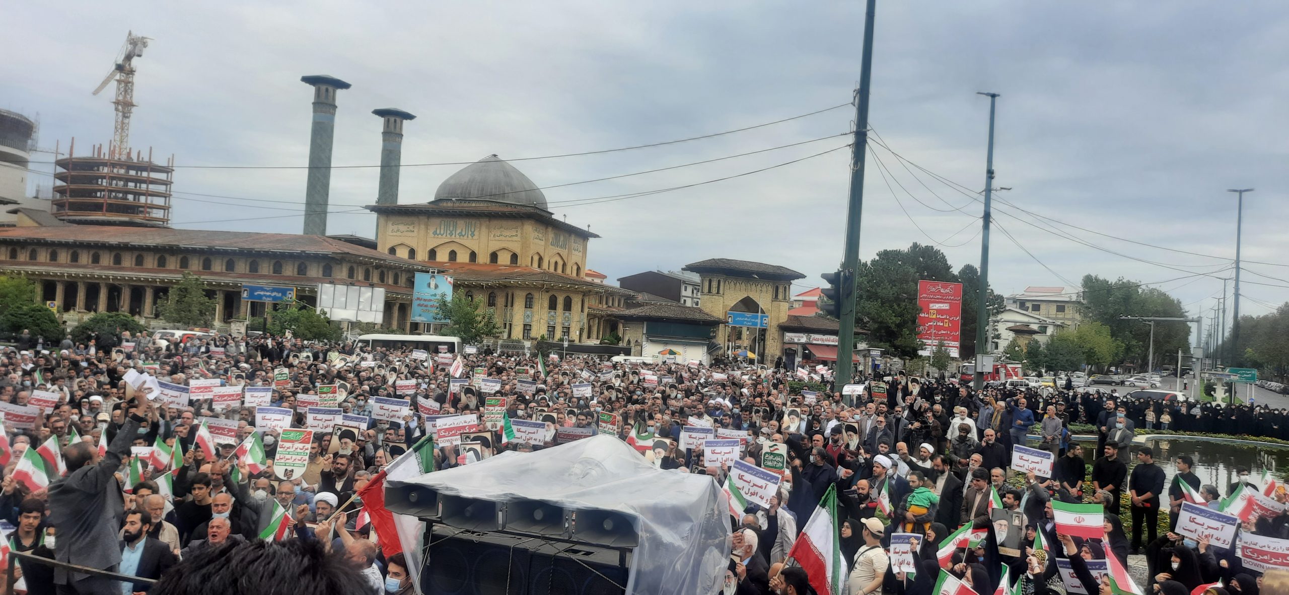 فرزندان دیار میرزا جنایت تروریستی شاهچراغ را محکوم کردند