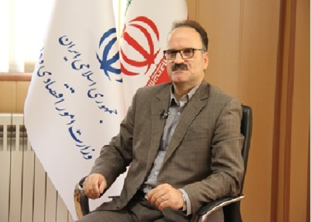 به بهانه اظهارات مدیرکل امور اقتصادی و دارایی گیلان و مطالبه پایگاه اطلاع رسانی دیار میرزا: نوروزی ظرف مدت۴۸ ساعت به مردم گزارش دهند به جای عطش برای فروش اموال با ۵۴ میلیارد تومان دارایی های فروخته شده چه کردید؟ کجا هزینه شده و کدام اشتغال از ناحیه همین درآمدها ایجاد شده است؟