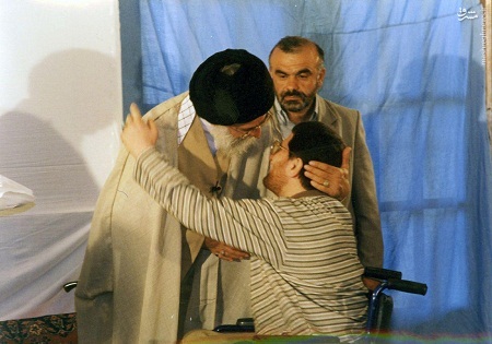 بهروز جلایی؛ تنها سردار بسیجی گیلانی که “مدال فتح” از رهبر معظم انقلاب دریافت کرد /مرا چه به نشان فتح!/ دیدار با رهبر برایم مهمتر بود