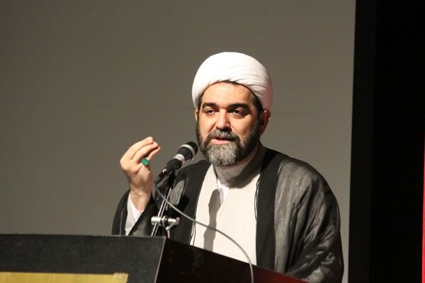 شهاب مرادی در تالار مرکزی رشت :قیمت چادر در کشور بسیار بالا است و این مهم بسیار ناراحت کننده است