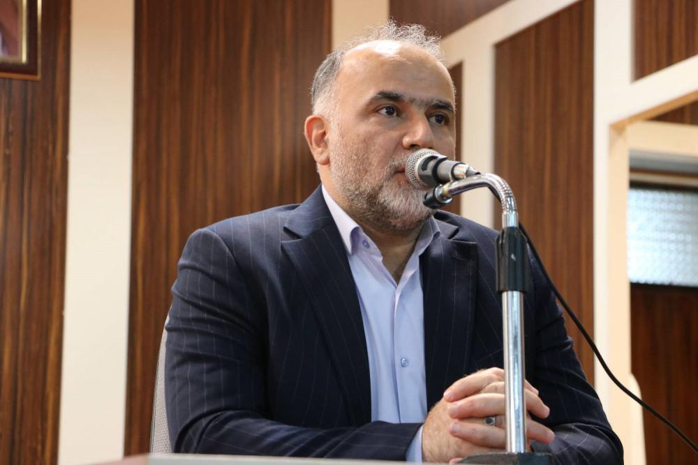 عاشوری فرماندار ورئیس ستاد انتخابات شهرستان رشت در جمع فرهنگیان ناحیه یک رشت : انتخابات مشروعیت انقلاب و نظام را تقویت می‌کند/ استقرار ۱۷۰ شعبه اخذ رأی در مدارس شهرستان رشت+ تصاویر