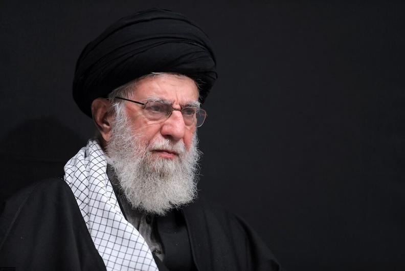پیام رهبر انقلاب در پی شهادت جمعی از زائران مزار شهید سلیمانی؛ این فاجعه‌آفرینی پاسخ سختی در پی خواهد داشت