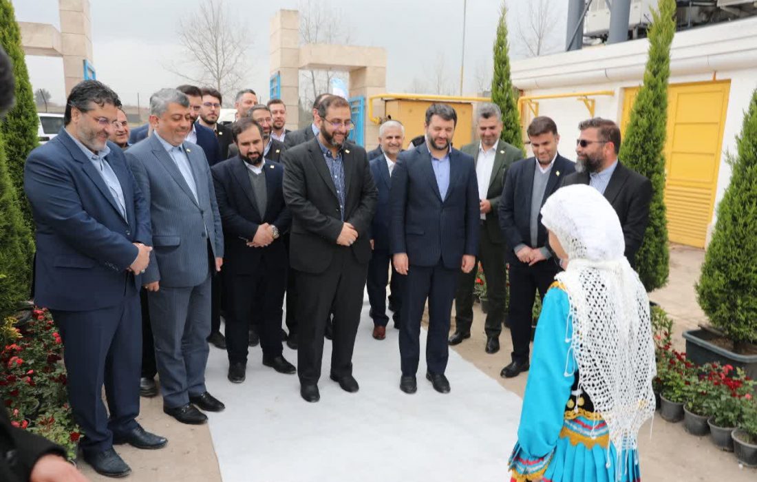 افتتاح مجتمع گردشگری با میزان سرمایه گذاری ۸۰۰ میلیارد ریالی با حضورحجت الله عبدالملکی نماینده ویژه رئیس جمهور و دبیر شورای عالی مناطق آزاد در منطقه آزاد انزلی