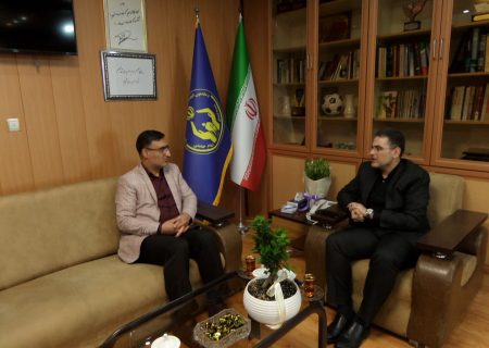 جلالی پور مدیرکل جدید کمیته امداد امام خمینی(ره) استان گیلان: با ولی نعمتان و هم استانی های گرانقدرم عهد می بندم که با کمک همه، این مسیر درست با قدرت ادامه پیدا کند/ آوای لطیف همواره در کنار این نهاد بوده و به دنبال انجام رسالت بزرگ و ارزشمند ترویج امر خیر و احسان لحظه ای فروگذاری نکرد است تقدیر و تشکر می کنم