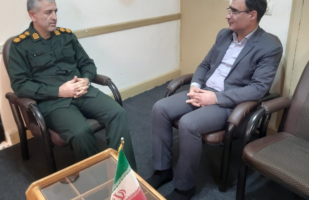 ملک علیپور رئیس کنگره ۸ هزار شهید گیلان:دومین کنگره ۸ هزار شهید  گیلان ۱۴ اردیبهشت ۱۴۰۴ در رشت/ کمکهای معیشتی ۱ هزار و ۵۱۳ کامیون به عنوان هدیه شهدا  در روز ۳۱ فروردین ۱۴۰۴ به مناطق محروم/ آوای لطیف دارای مخاطبین فراوانی است ومخاطبین انقلابی خوبی دارد به عنوان یکی از رسانه‌های کنگره یاور ما باشد