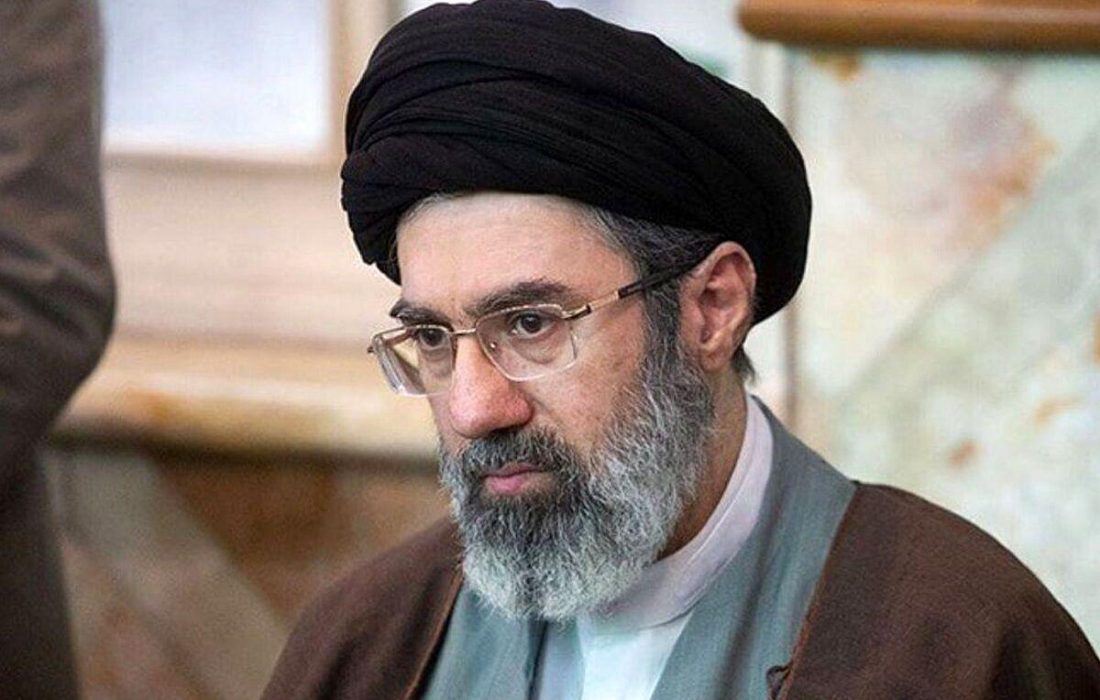تهران تایمز، وابسته به سازمان تبلیغات، با اشاره به ادعای پست درمورد جانشینی سیدمجتبی خامنه ای:آیت الله خامنه‌ای همچنان در مخالفت با هر یک از فرزندانش مصمم است؛ مجلس خبرگان هم به این تصمیم احترام می گذارد