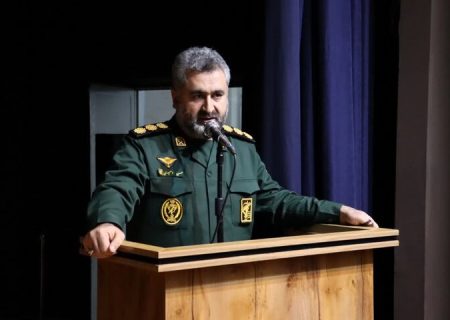 انقلاب اسلامی ایران به عنوان الگویی مستحکم پیش روی جهانیان است