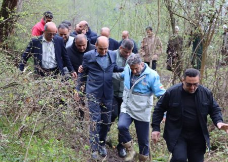استاندار گیلان در بازدید از مناطق سیل زده شهرستان رودسر تاکید کرد: ضرورت تسریع دربازسازی راه ارتباطی اصلی روستاهای مناطق اشکورات و رحیم آباد