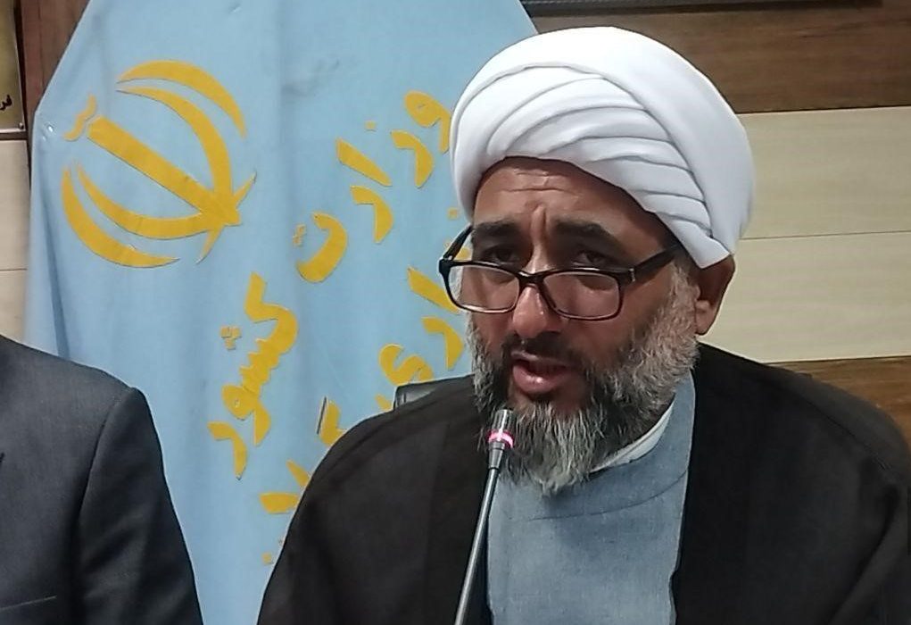 هشدار شریفی امام‌جمعه رودبار نسبت به صدور بی‌رویه مجوز برای معادن و مرغداری‌ها:مردم چقدر می‌توانند تحمل کنند؟/چرا رودبار باید قربانی تبعیض مسئولان شود؟!/ نگذارید موضوع امنیتی شود!