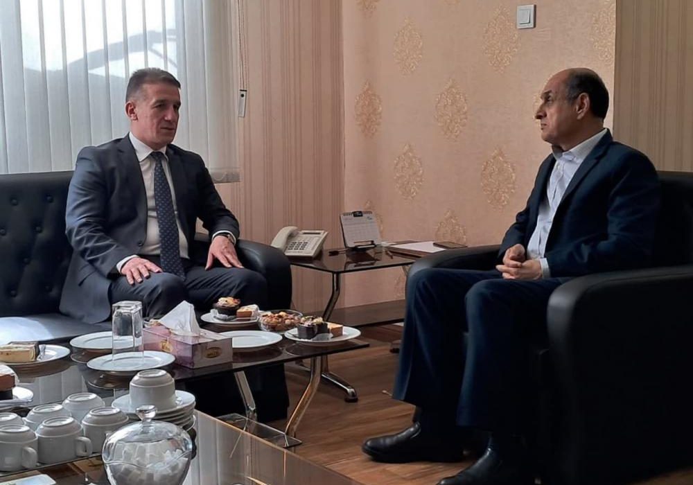 در آستانه سفررئیس جمهوربه جمهوری آذربایجان، استاندار گیلان با سفیر این کشوردرایران دیداروگفتگوکرد