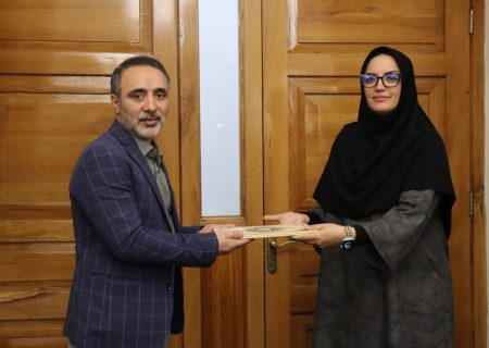 حال که یاسر تقوی سرپرست دفتر بودجه و منابع درآمدی و سرپرست دفتر امور حقوقی نهاد کتابخانه های عمومی کشور شد چه کسی مدیرکل کتابخانه های عمومی گیلان می شود؟