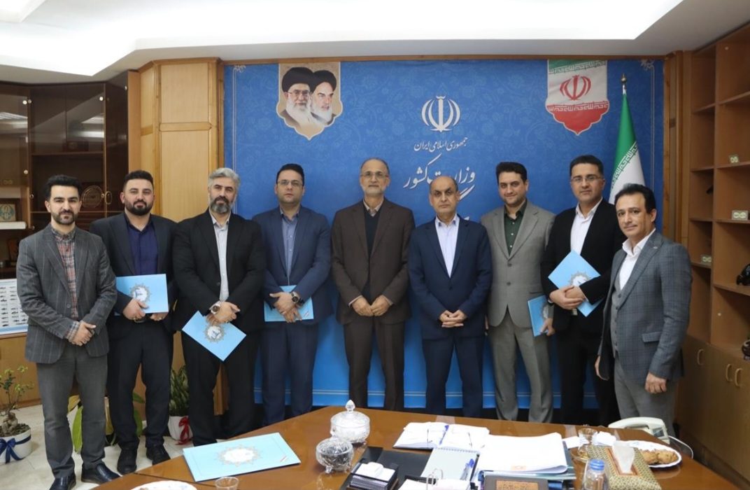روابط عمومی ها فرصت های سرمایه گذاری و نتایج مثبت آن را برای افکار عمومی تبیین کنند