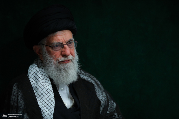 پیام رهبر انقلاب اسلامی درپی انفجار در اسکله شهید رجایی: هرگونه سهل‌انگاری یا تعمّد در این حادثه به‌طور کامل بررسی و کشف شود/ همه‌ی مسئولان باید خود را در پیشگیری از حوادث تلخ و خسارت بار موظف بدانند