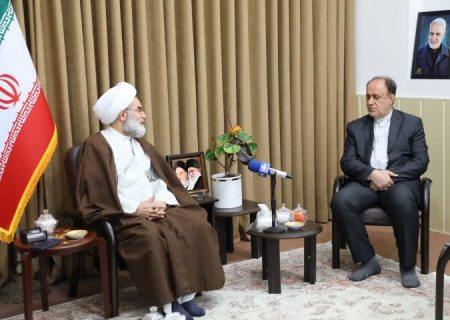 آیت‌الله فلاحتی در گفتگو با حاجی بابایی: ارتقای معیشت معلمان، به‌روزرسانی محتوای آموزشی و اجرای عدالت در توزیع امکانات آموزشی/ ای کاش آیت الله فلاحتی تبدیل وضعیت مربیان پیش دبستانی که از سال ۹۲ بلاتکلیف می باشند را از حاجی بابایی مطالبه می کردند