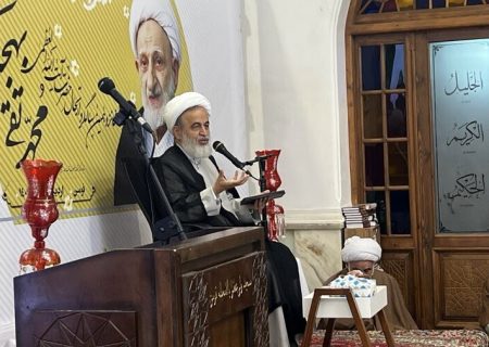 پناهیان در فومن: عقلانیت و هوش آیت الله بهجت(ره) کم نظیربود
