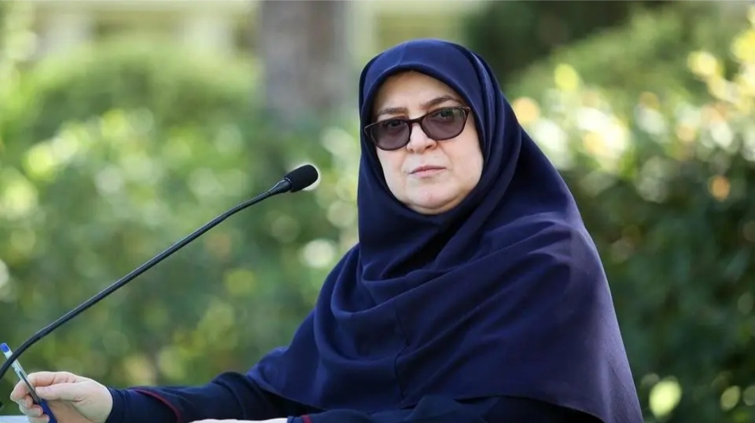 قابل توجه مادران شاغل در ادارات و سازمانهای گیلان :مهاجرانی سخنگوی دولت می گوید: مادران شاغل با کودک خردسال، ساعت شروع کارشان شناور است/ مدیرانی که مصوبه دولت را اجرا نمی کنند به آوای لطیف از طریق instagram.avayelatif.ir اطلاع دهید