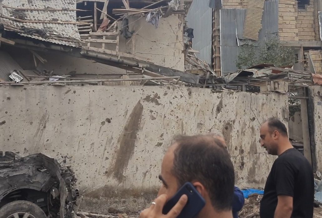 ۱۲شبانه‌روز مقاومت؛ رسانه‌های گیلان ایستادند، برخی تازه چشم باز کردند/ وقتی دود جنگ نشست، تازه فهمیدند انقلاب چیست؟!/ وقتی خون شهدا گرمی جبهه بود، سکوت چه توجیهی دارد؟!