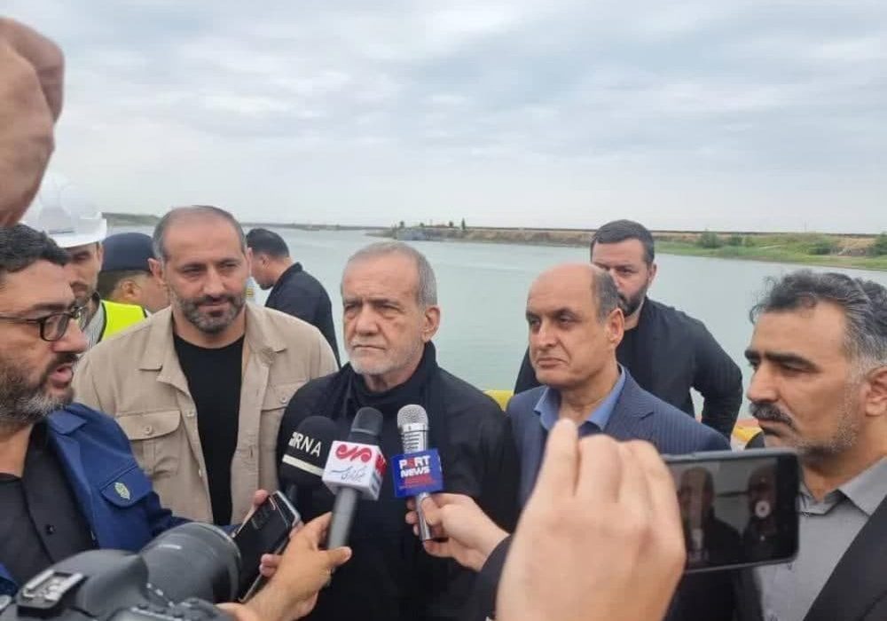 رئیس جمهور در سفر به شهرستان آستارا:تکمیل مسیرهای ارتباطی با همسایگان شمالی اولویت دولت است