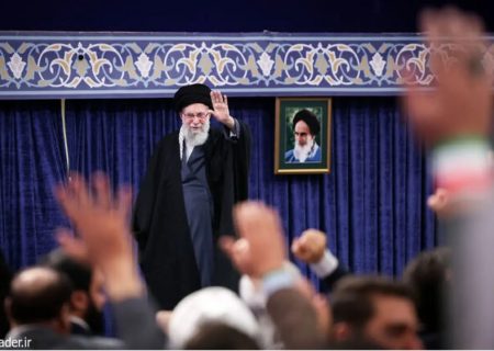 رهبر انقلاب: خونهایی بر زمین ریخته شد؛ ما داغداریم/ کشته‌ها و جانباخته‌ها را به سه دسته تقسیم می‌کنم، یک دسته نیروهای مدافع امنیّت و مدافع سلامت نظام، یک دسته رهگذرها، دسته‌ سوم کسانی که فریب خوردند