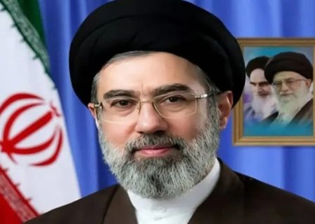متن کامل اولین پیام حضرت آیت الله سیدمجتبی خامنه ای رهبر انقلاب اسلامی:تنگه هرمز همچنان باید بسته بماند/به دوستی با همسایگان معتقد هستیم