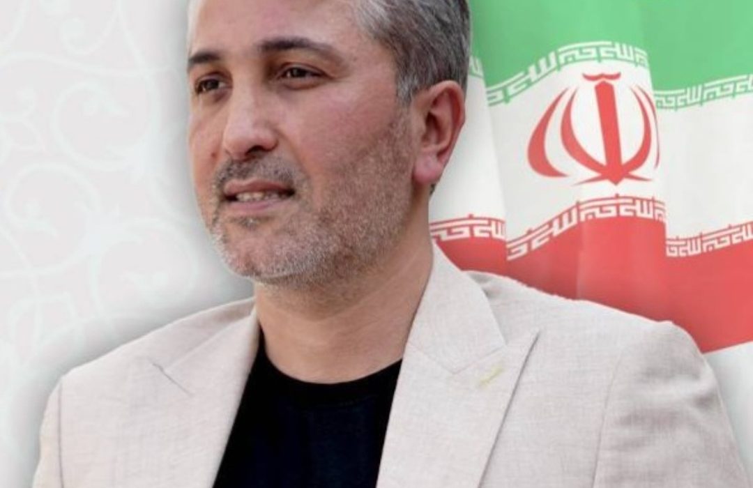 فرشاد میرزایی پور اگر همین روند فعالیت خود را حفظ کندو به مردم عملکرد و برنامه ارائه نماید، نامش در لیست مدعیان اصلی شورای هفتم رشت، خواهد درخشید