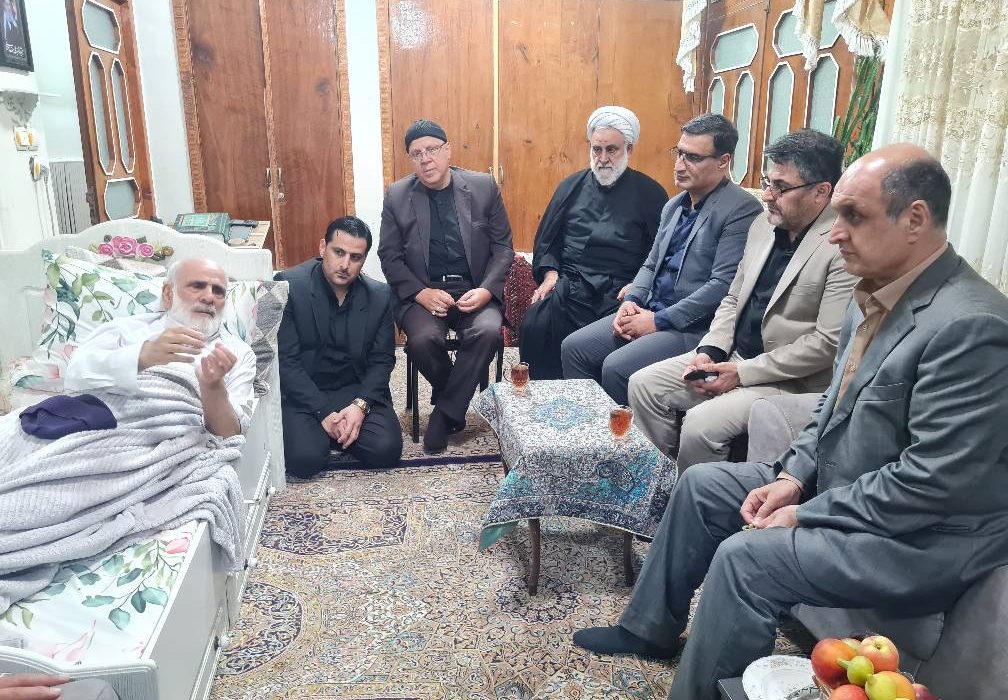 مردی که سال‌ها مسجد را خانه دوم خود کرد، امشب میزبان استاندار و فرماندار فومن بود؛ عیادتی صمیمانه از حجت‌الاسلام حسن‌زاده در بستر بیماری
